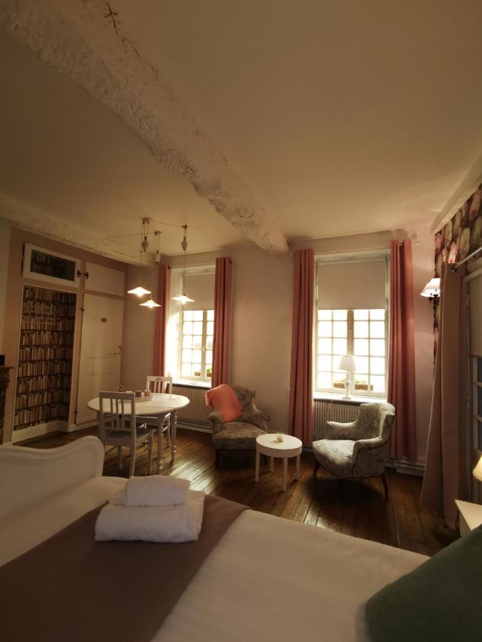 Bed and Breakfast La Tannerie De Montreuil Montreuil  Екстер'єр фото